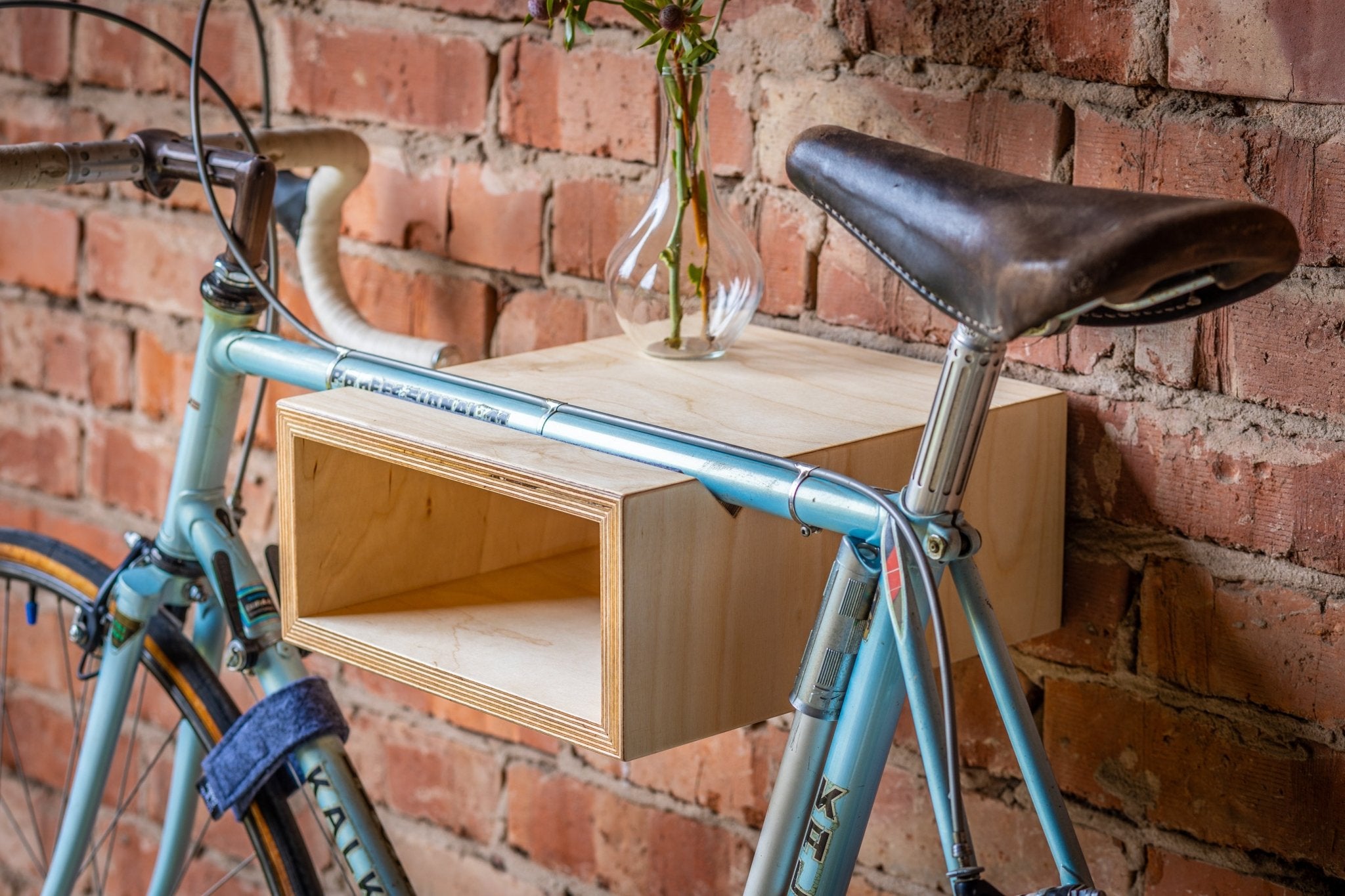 Fahrrad Wandhalterung Gustav aus Holz von den Bicycledudes