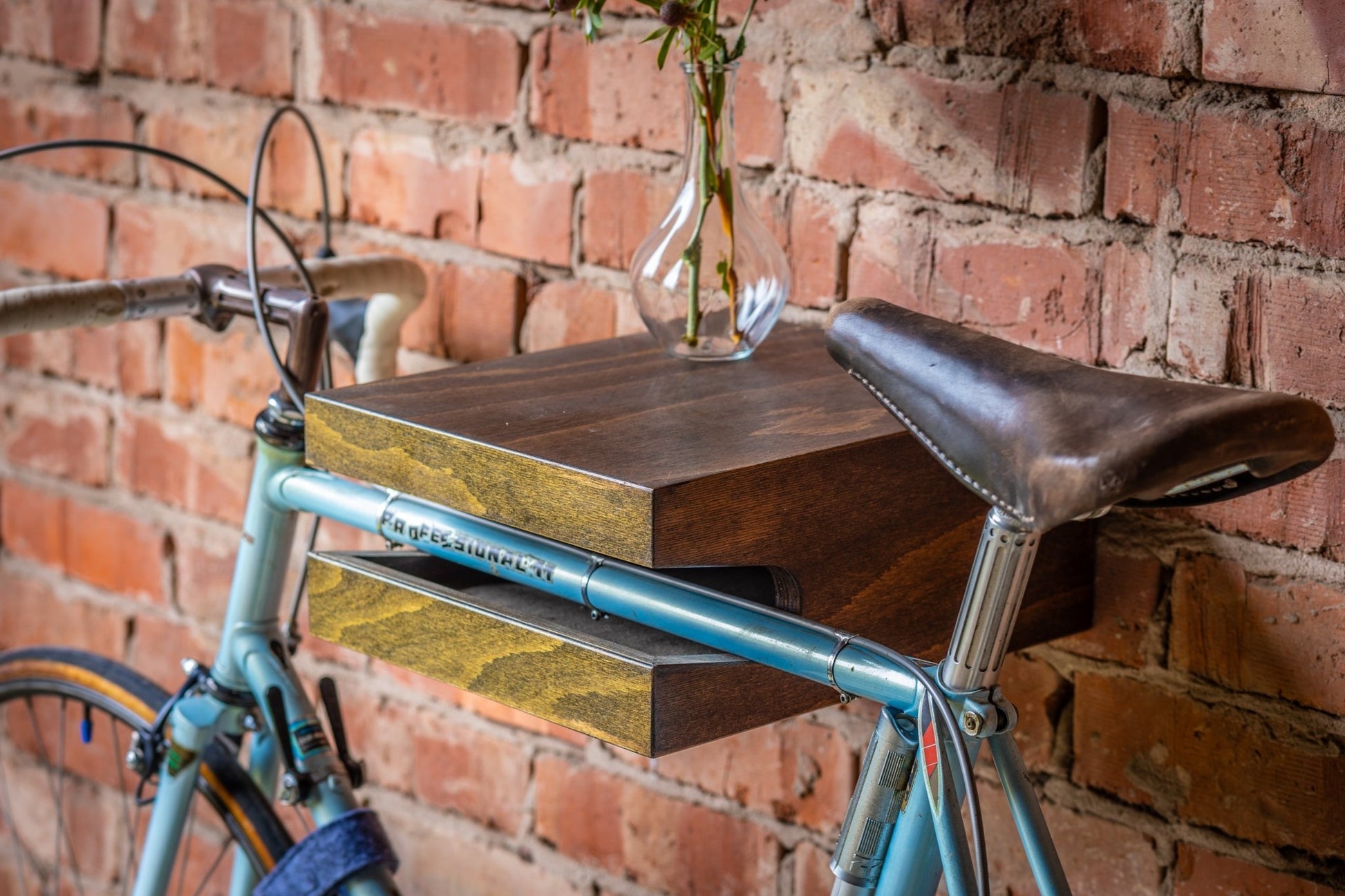 Fahrrad Wandhalterung Franz-Josef aus Holz von Bicycledudes