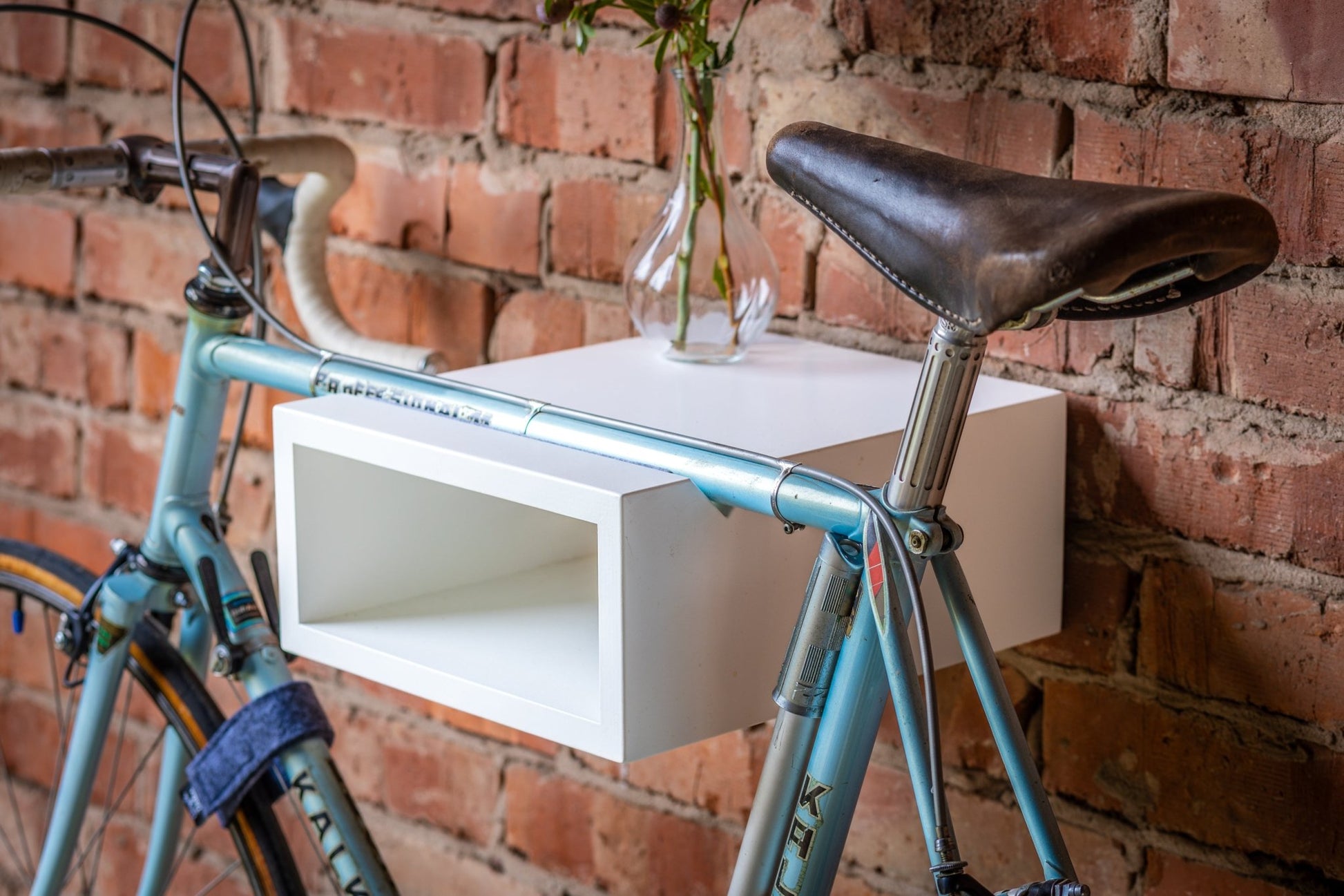 Fahrrad Wandhalterung Oskar aus Holz von den Bicycledudes